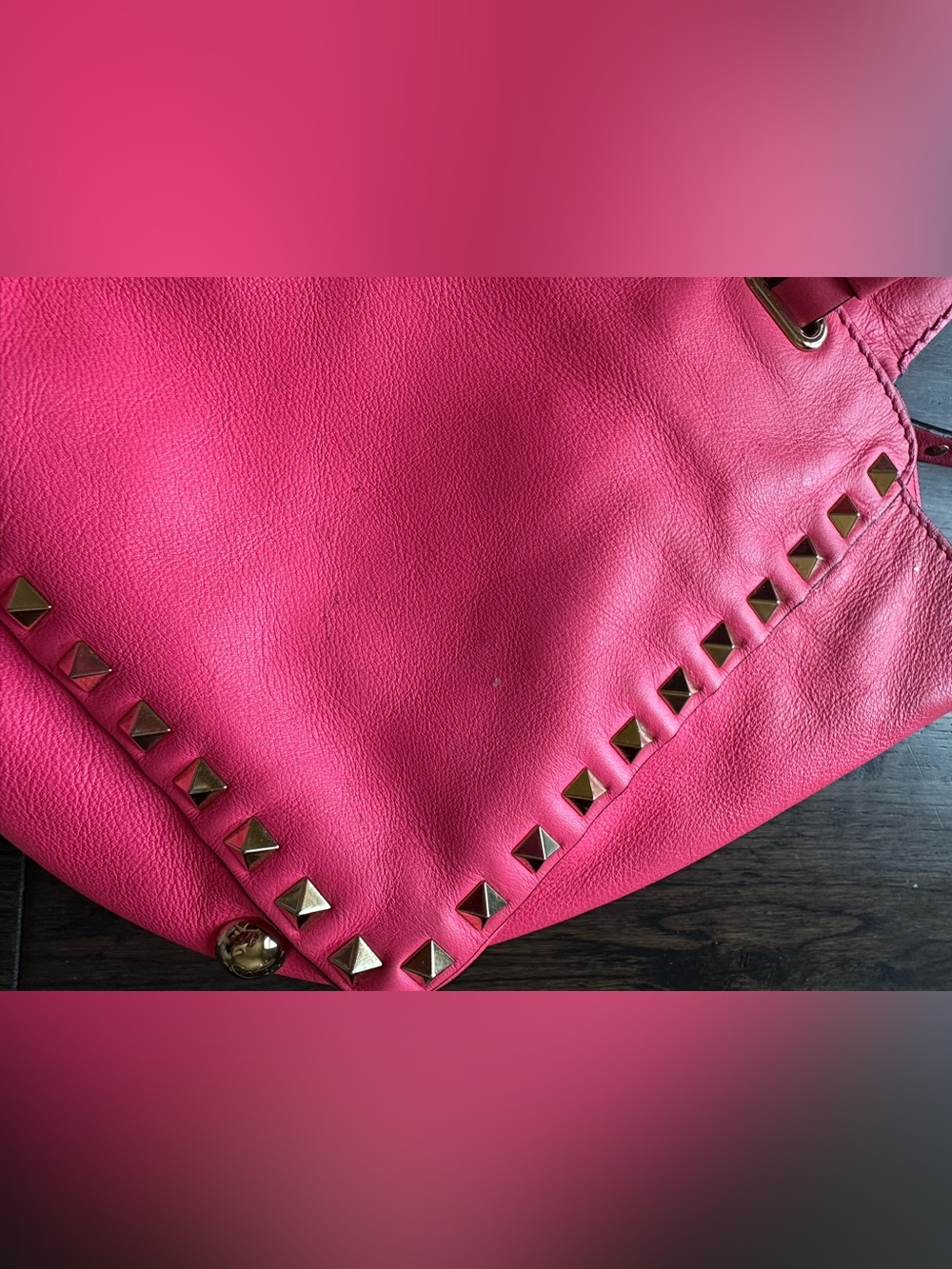 Valentino Garavani Rockstud  Small Leather Tote Bag Pink - Picture 13 of 15